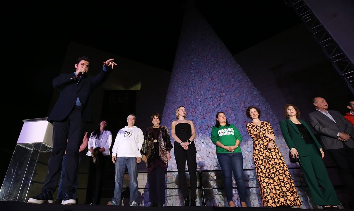 Samuel García y Mariana Rodríguez inauguran la Macro Navidad 2022 / Especial