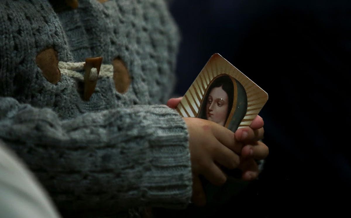 Fieles acuden al Santuario para visitar a la Virgen de Guadalupe
