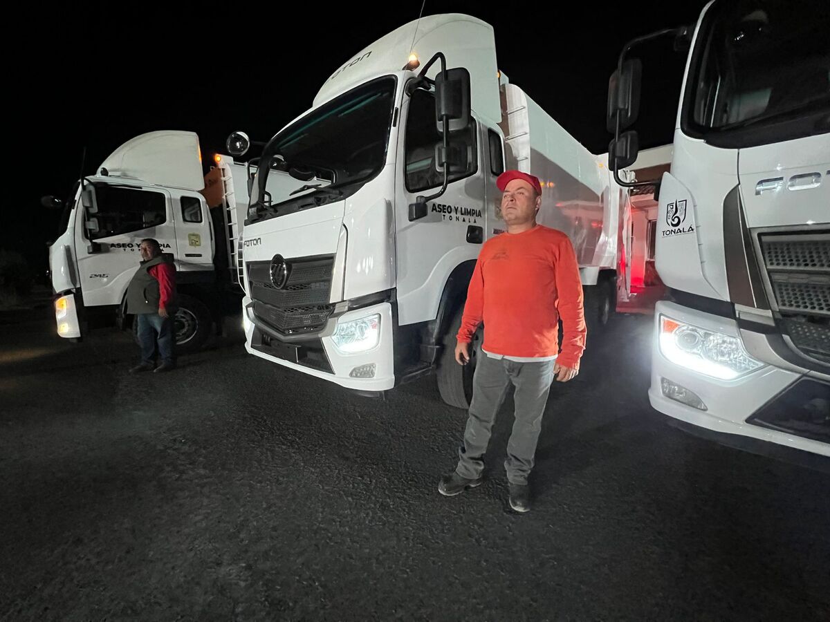 Este lunes 12 de diciembre llegaron a Tonalá 5 camiones compactadores de basura. (Cortesía)