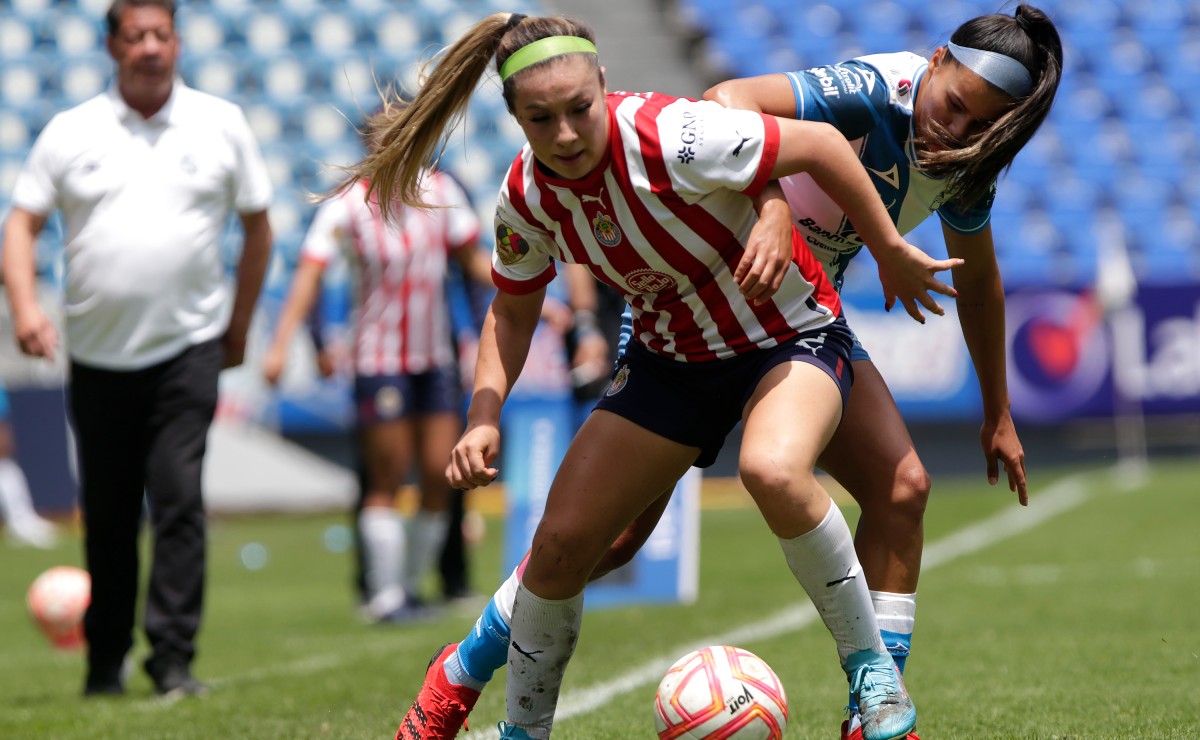 Karol Bernal deja Chivas femenil (Imago7)
