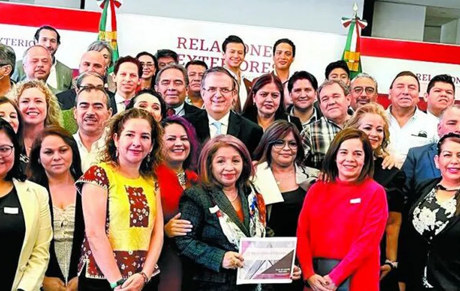 Perú mantiene relaciones con México y AMLO les pone 'pausa'