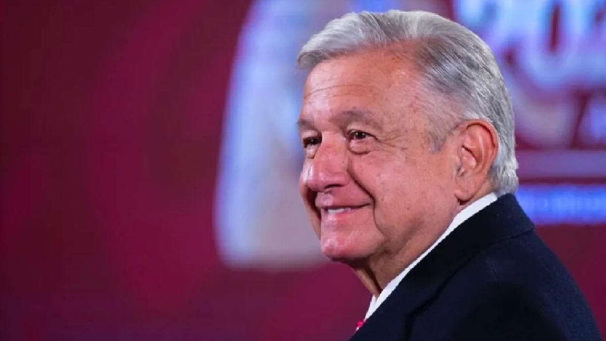 Xóchitl Gálvez es una cínica; Emilio Álvarez Icaza es un farsante: AMLO