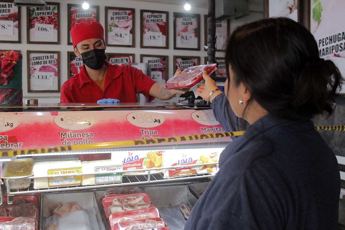 Fiestas decembrinas elevan consumo de carne en un 40% en La Laguna. | Mauricio Román