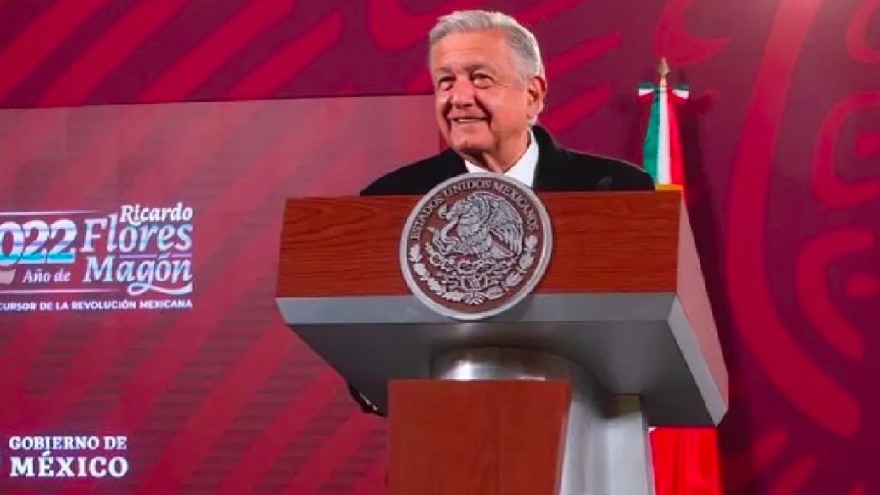 Familia de Pedro Castillo decidirán si se asila en México: AMLO