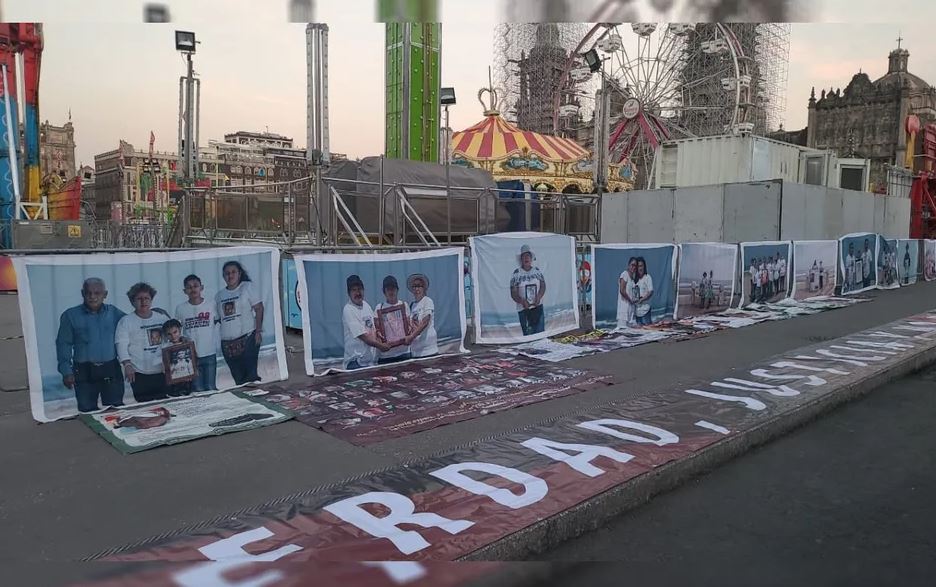 Colectivos feministas protestan en Zócalo de CdMx; exigen justicia por desaparecidos