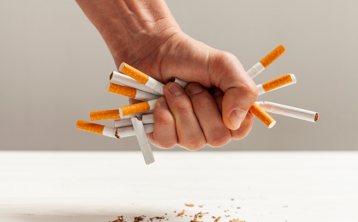 México se posiciona como quinto país en América en prohibir exposición de tabaco en punto de venta | Freepick