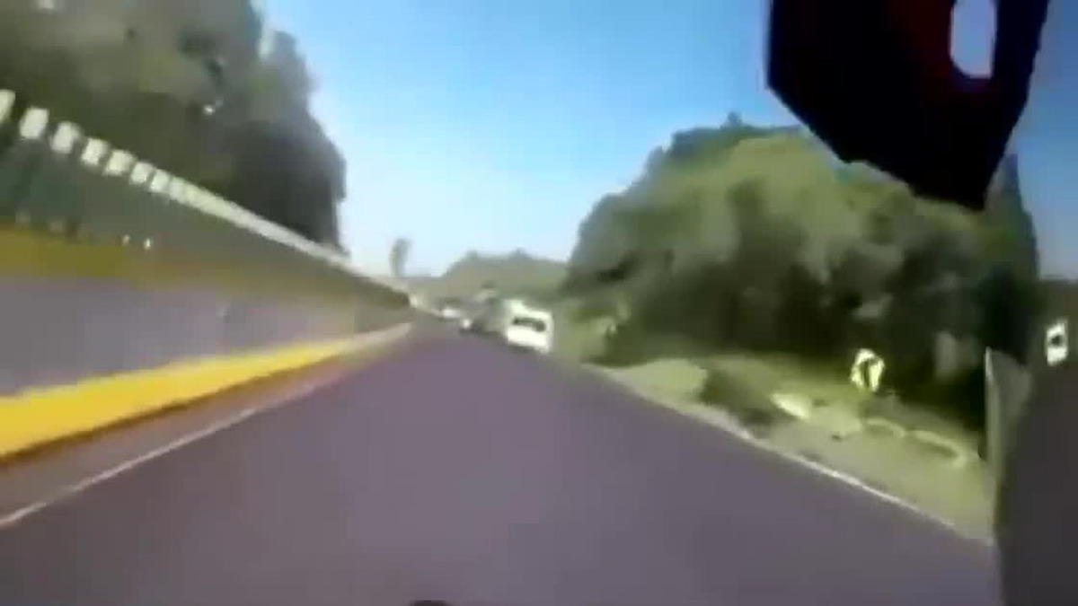 Accidente deja al menos 6 motociclistas muertos en autopista México-Cuernavaca