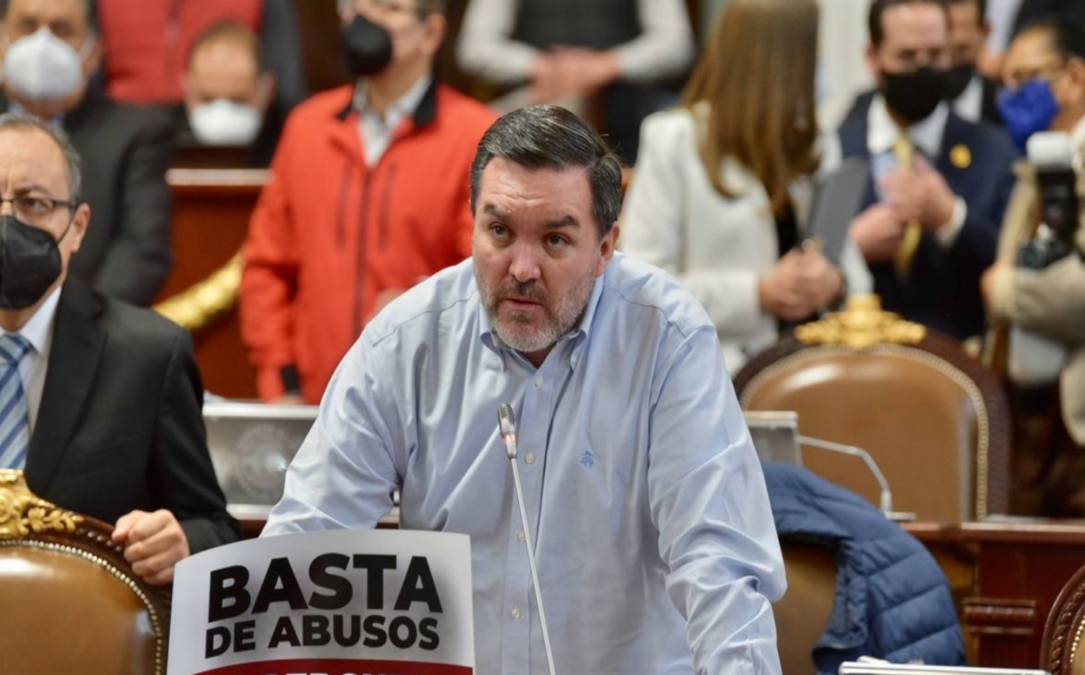 Federico Döring mencionó que el gobierno de Acosta quiere el panteón de San Gregorio para hacerse de más recursos.  / Leonardo Lugo