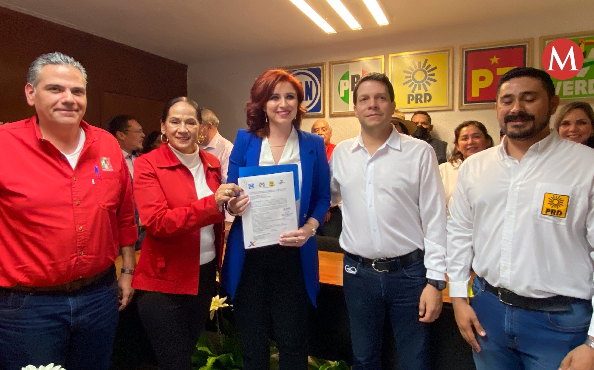 Imelda Sanmiguel y Gina Barrios. (Antonio Hernández)
