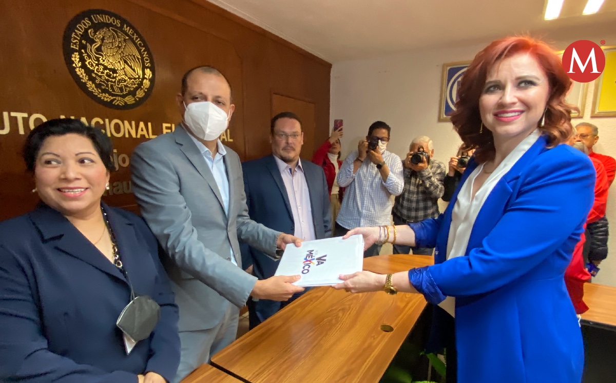 Imelda Sanmiguel se registra como candidata del PAN a senador en Tamaulipas. (Antonio Hernández)