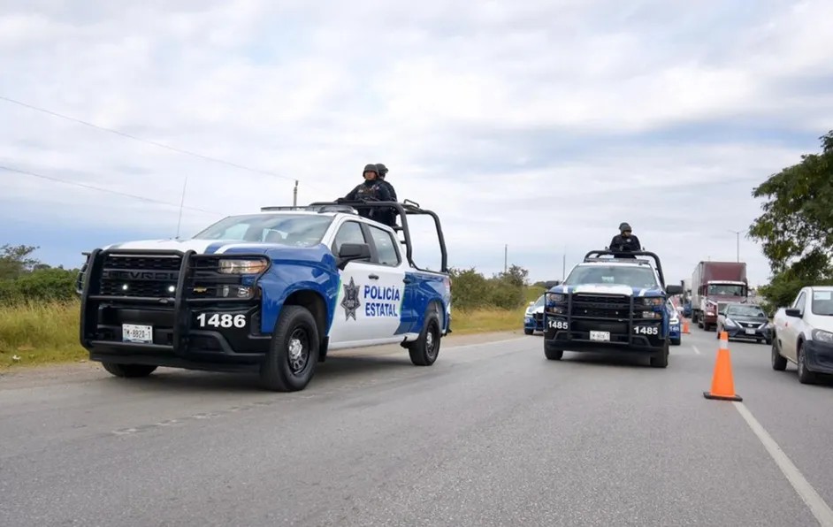 Transportistas bloquean carretera México-Querétaro, exigen mayor seguridad