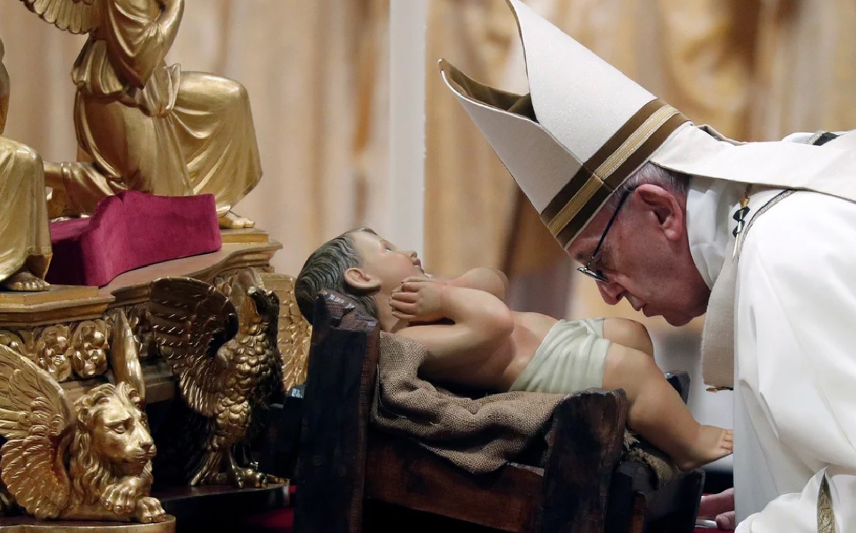 La misa de gallo es oficiada por el Papa Francisco| Reuters