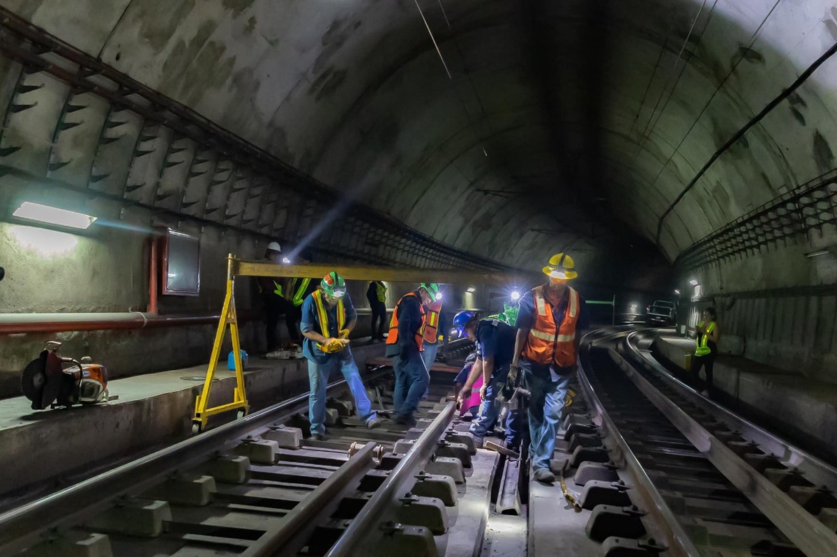 El personal de energía, vías, catenaria, conducción y control central trabajarán día y noche | Especial