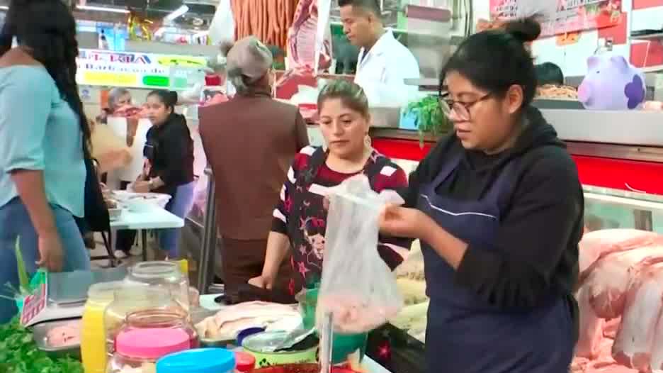 Reportan gran afluencia en los mercados de la CdMx; por temporada navideña