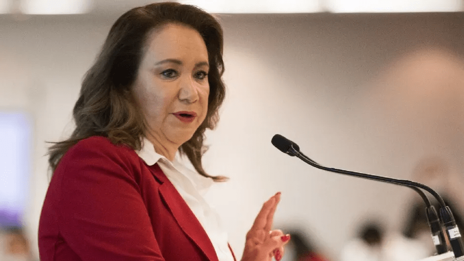 UNAM halla alto nivel de coincidencias entre tesis de Yasmín Esquivel y Edgar Báez