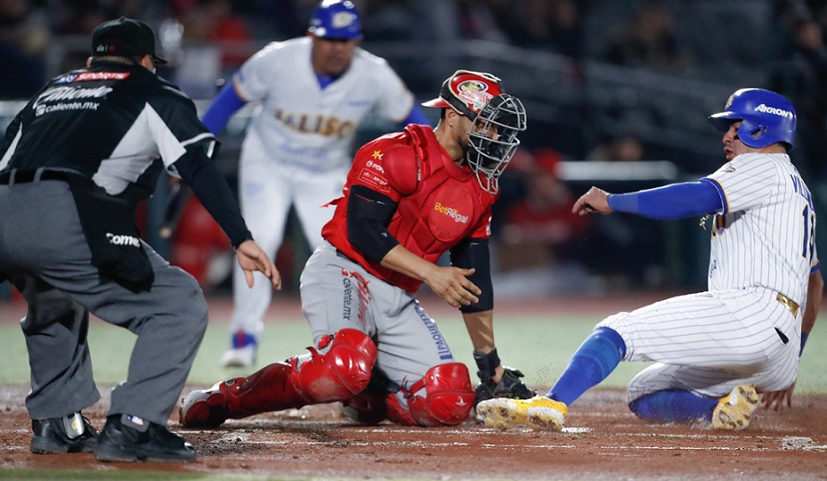 Charros mantiene viva la esperanza de playoffs al vencer a Venados en doble cartelera (Cortesía)