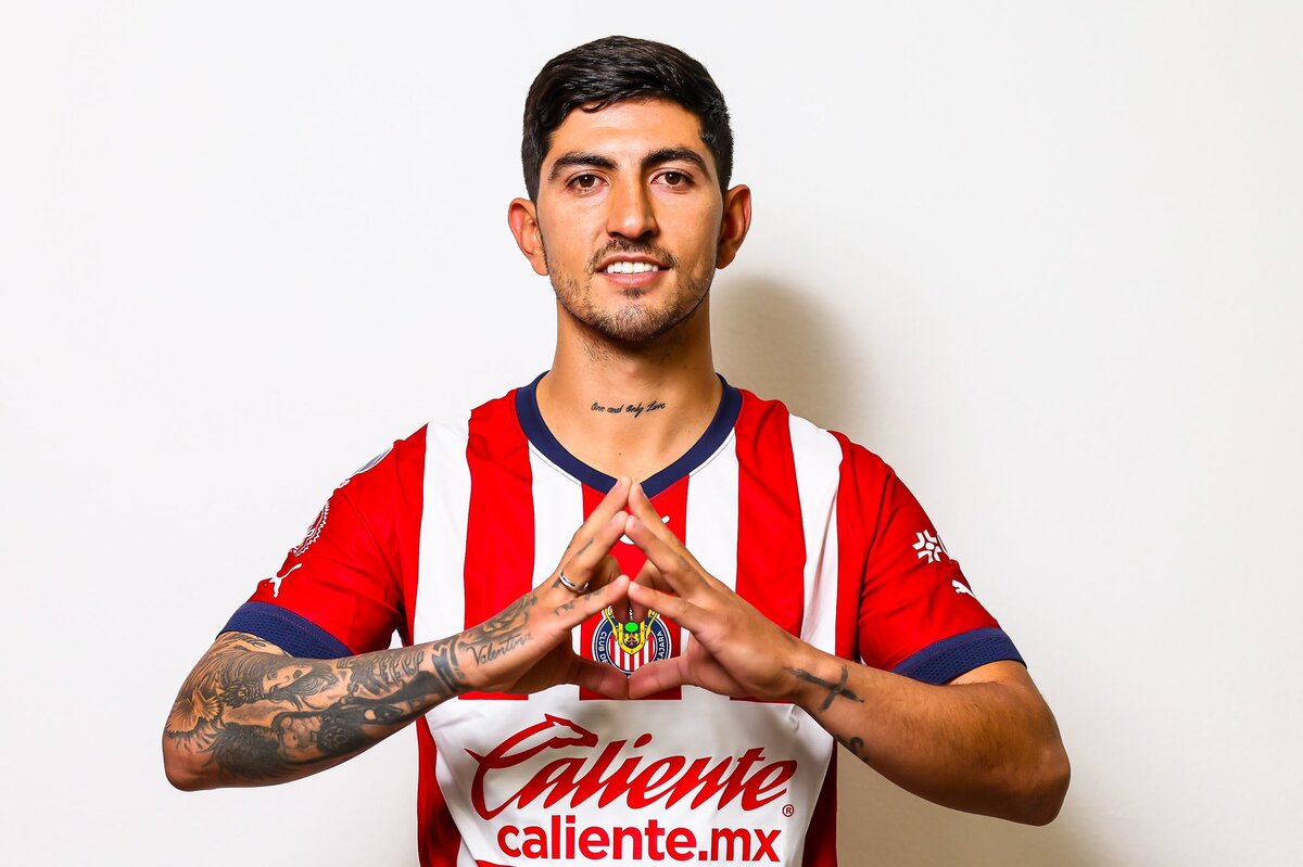 Pocho Guzmán es nuevo jugador de Chivas (Cortesía)