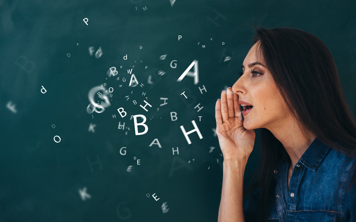 Las palabras que marcaron el 2022 (Shutterstock).