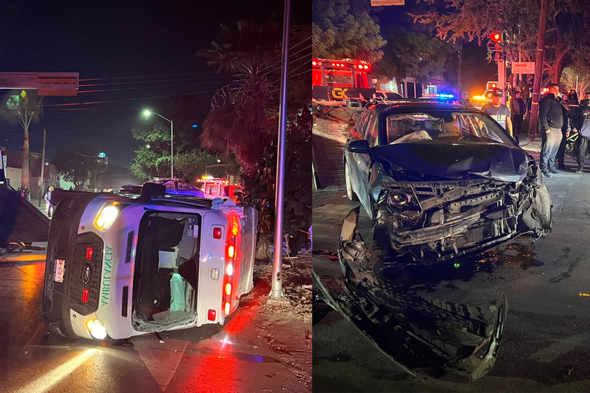 Vuelca ambulancia tras ser chocada en Torreón; una persona resulto lesionada. | Especial