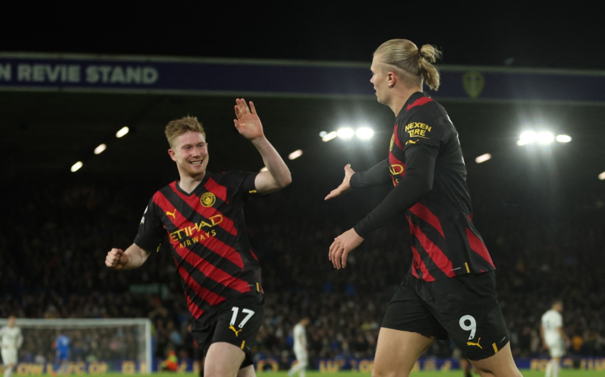 Manchester City regresa con triunfo ante Leeds de la mano de De Bruyne y Haaland (Reuters)
