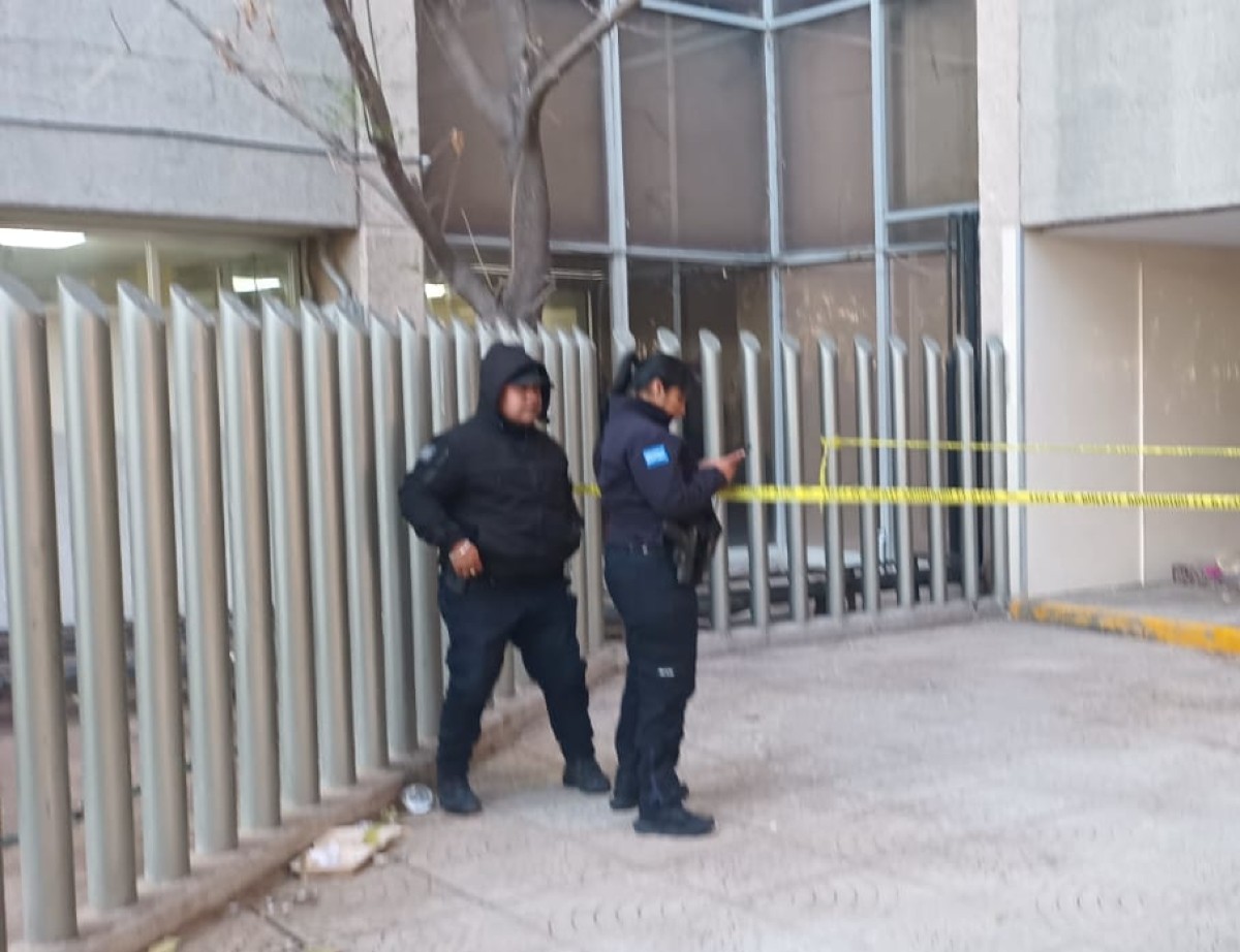 Ocurrió a las afueras de la clínica 71 del IMSS. (Especial)