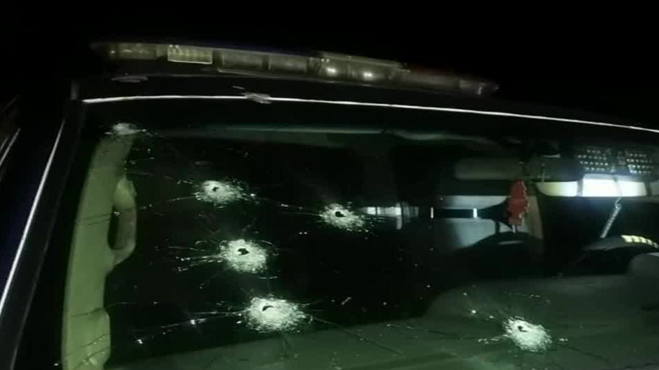 En Ixtapa, Chiapas, delincuentes asaltan gasolinera; un policía resulta lesionado tras persecución
