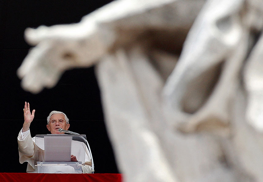 Recientemente, el papa emérito se vio envuelto en polémicas alrededor de la postura de la iglesia a los abusos.│Reuters