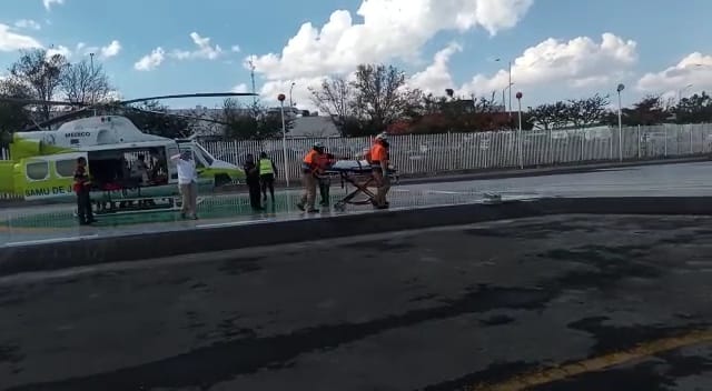 Trasladan a últimos lesionados de volcadura a Guanajuato. (Cortesía)