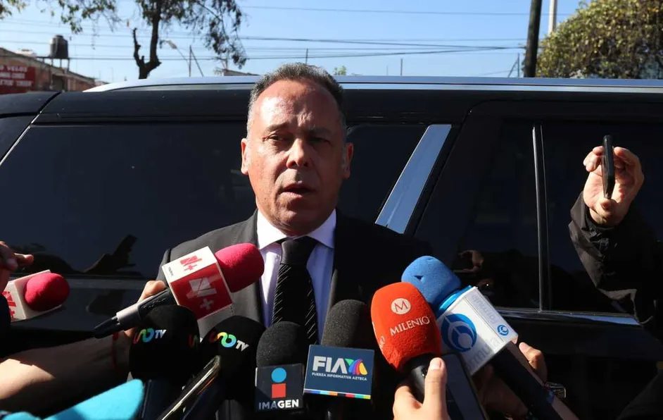 Emilio Lozoya garantiza a AMLO reparación total del daño por caso Agronitrogenados