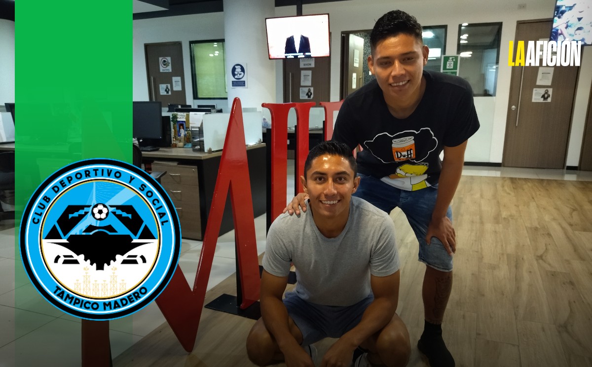 Rubén Domínguez y Alan Ramos, jugadores del Tampico-Madero, visitaron MILENIO Tamaulipas. | Foto: Sergio Sánchez