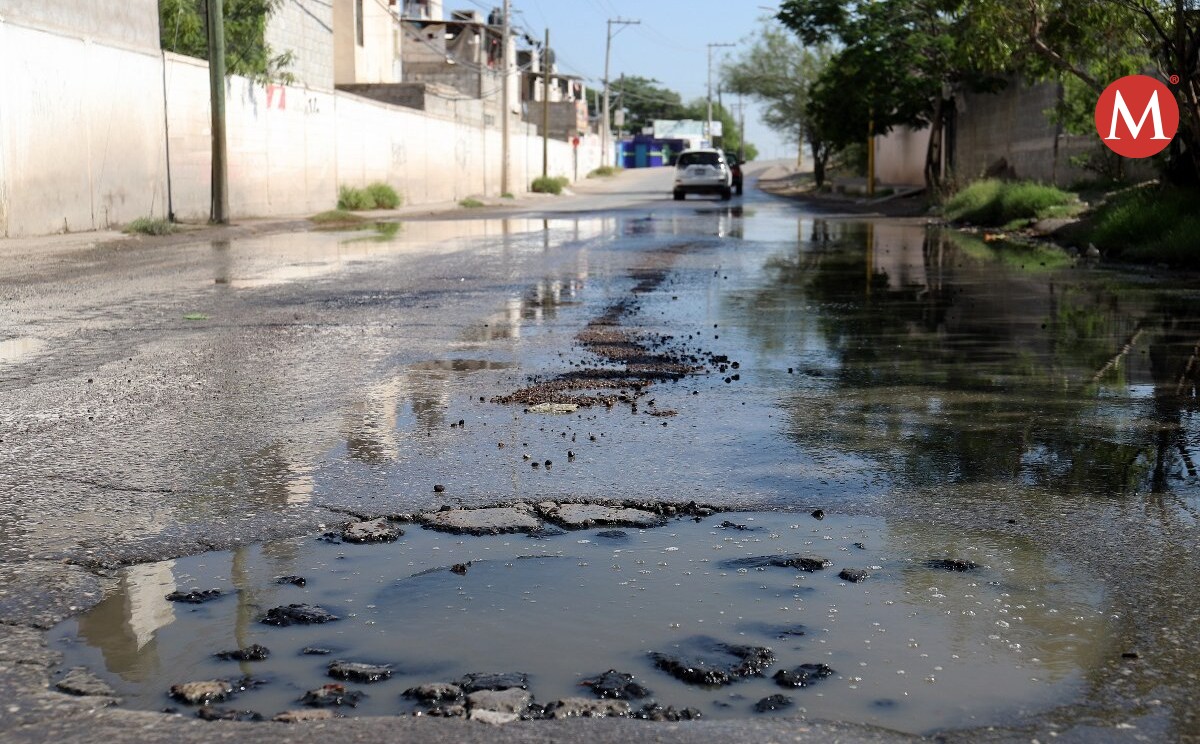 Amagan con bloqueo si no arreglan el drenaje en colonia de Tampico