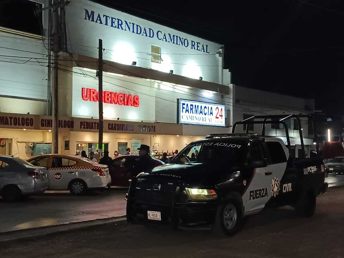 El joven fallecio dentro del hospital, a causa de la herida de bala que presentaba | Israel Santacruz