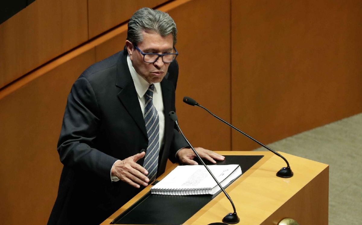 El coordinado morenista, Ricardo Monreal, durante su intervención en la sede del Senado. | Cuartoscuro