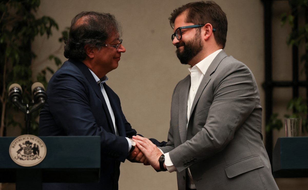 Gustavo Petro y Gabriel Boric tras su reunión en Chile. | Reuters
