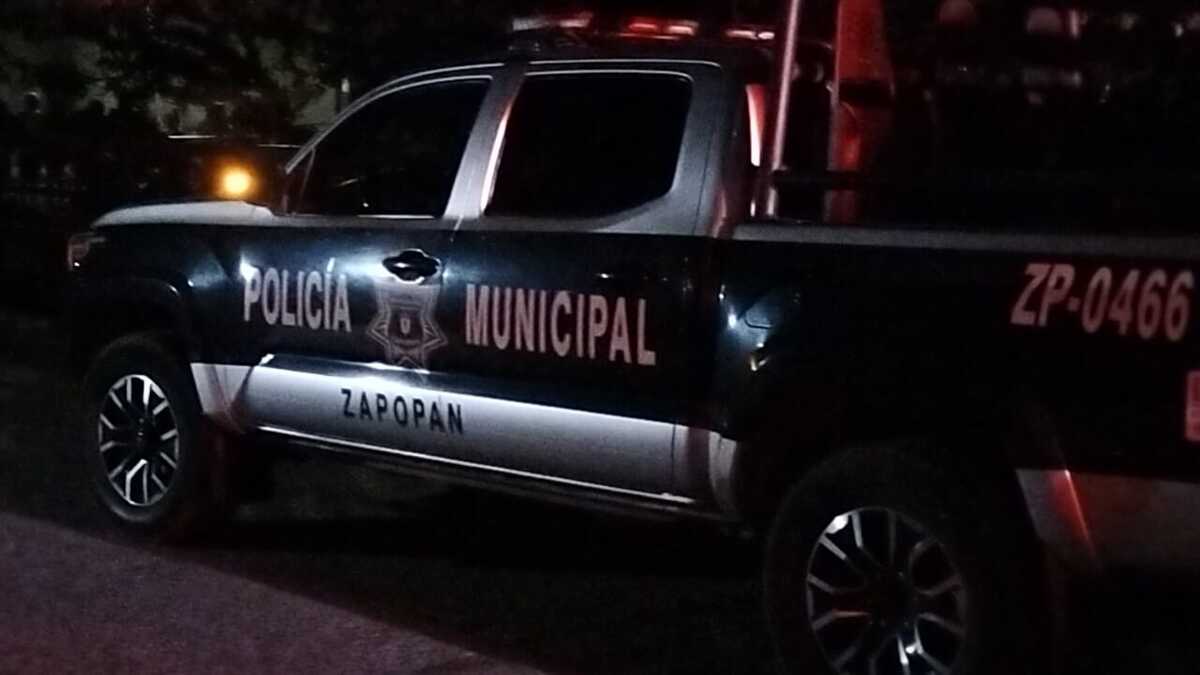 Acudieron elementos de la Comisaría de Seguridad Pública de Zapopan. (Vicente Torres)