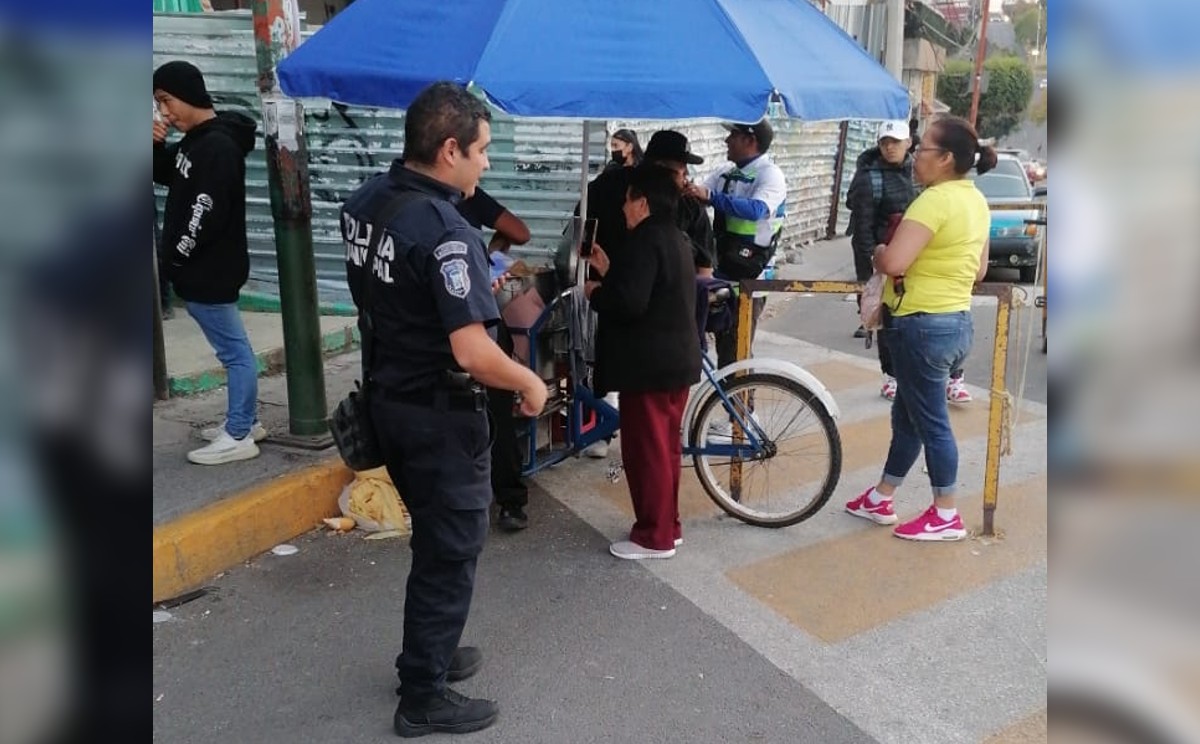 Vendedor de tamales atropellado en Tlalnepantla.