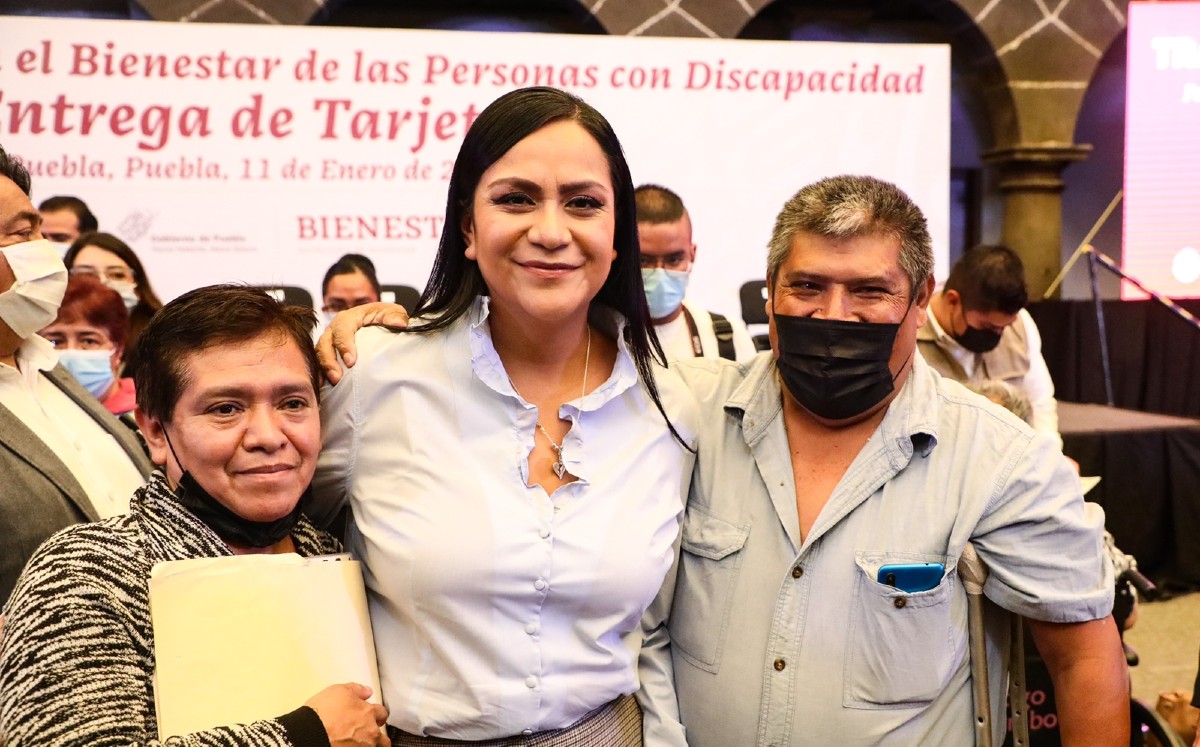 Realizan entrega de nuevas tarjetas para Pensión de Bienestar en Puebla. | Especial