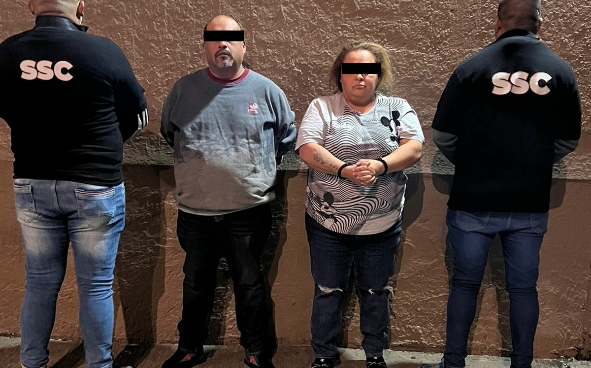 La mujer fue detenida junto a un hombre en calles de a colonia Morelos. | Especial