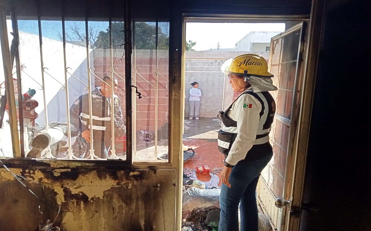 Incendio de domicilio en Lerdo. (Especial)