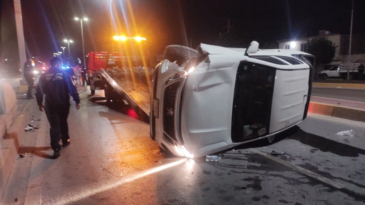 Jorge quien conducía la camioneta, resultó sin lesión. | Especial