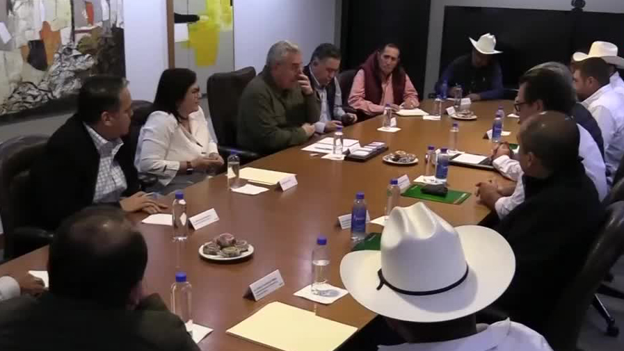 Gobernador Rocha Moya continúa encabezando las demandas de los productores agrícolas