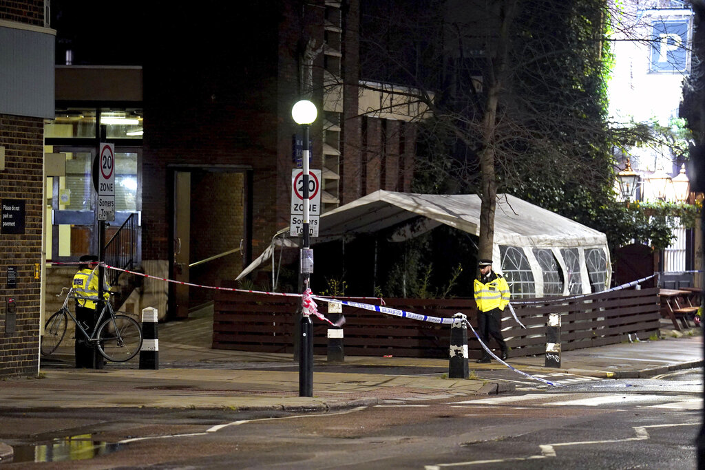La situación ocurrió frente a una iglesia en Londres. | AP