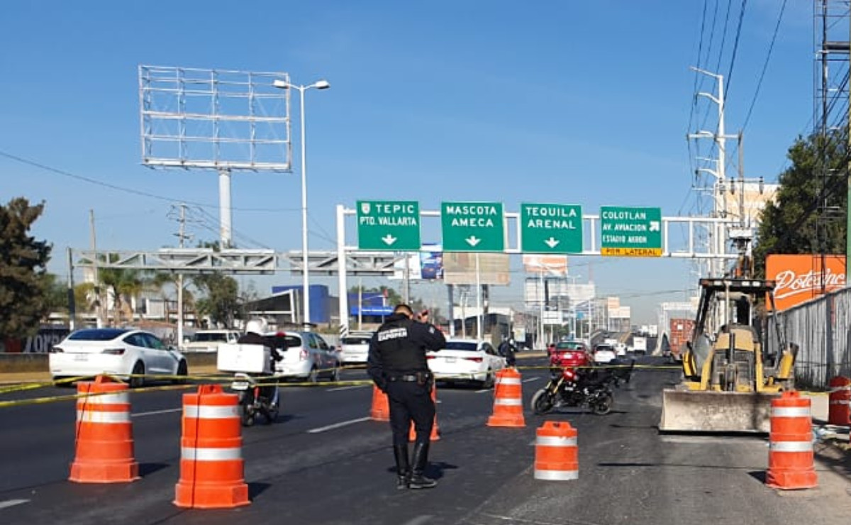 Accidente con retroexcavadora deja un albañil muerto en Zapopan (Juan Carlos Munguía)