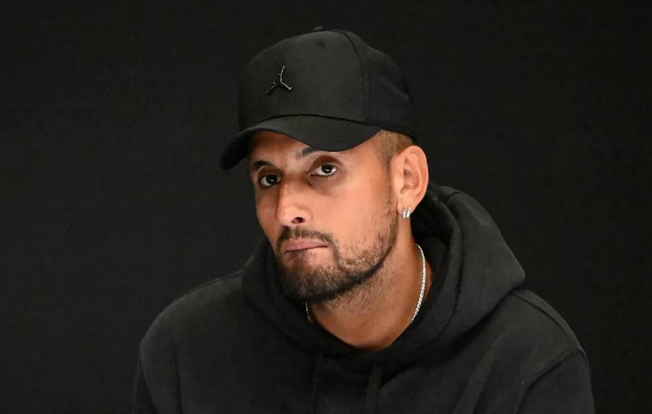 Nick Kyrgios es baja del Abierto de Australia por lesión