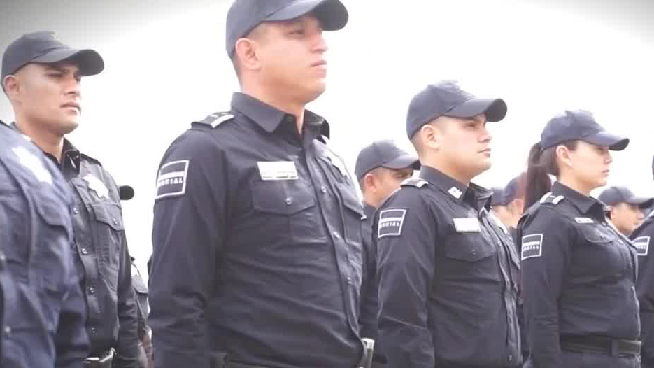 Rinden homenaje a policía de Tlajomulco que murió en enfrentamiento