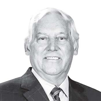 Víctor M. Villalobos