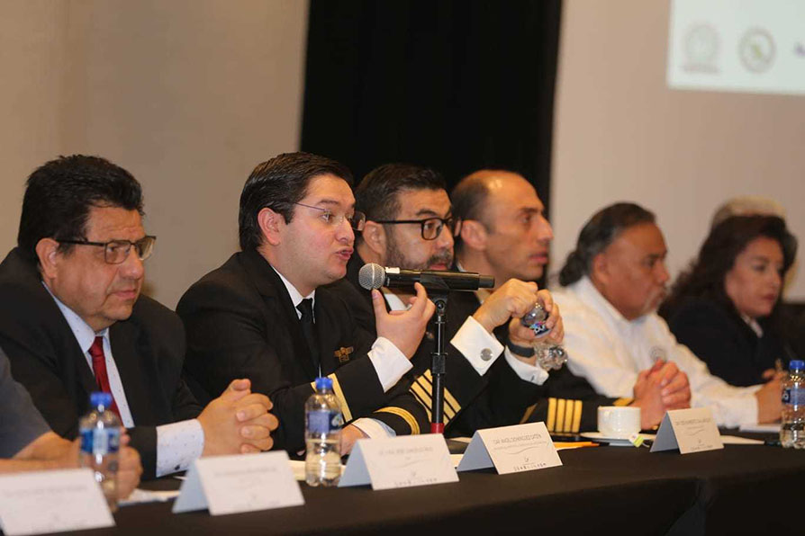 Frente por la defensa de la aviación nacional, en contra del cabotaje.│Javier Ríos