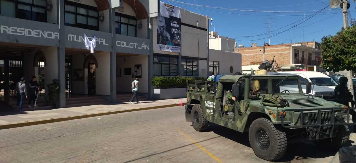 Revisaron el estatus administrativo y legal de la Comisaría de Colotlán. (Diana Barajas)