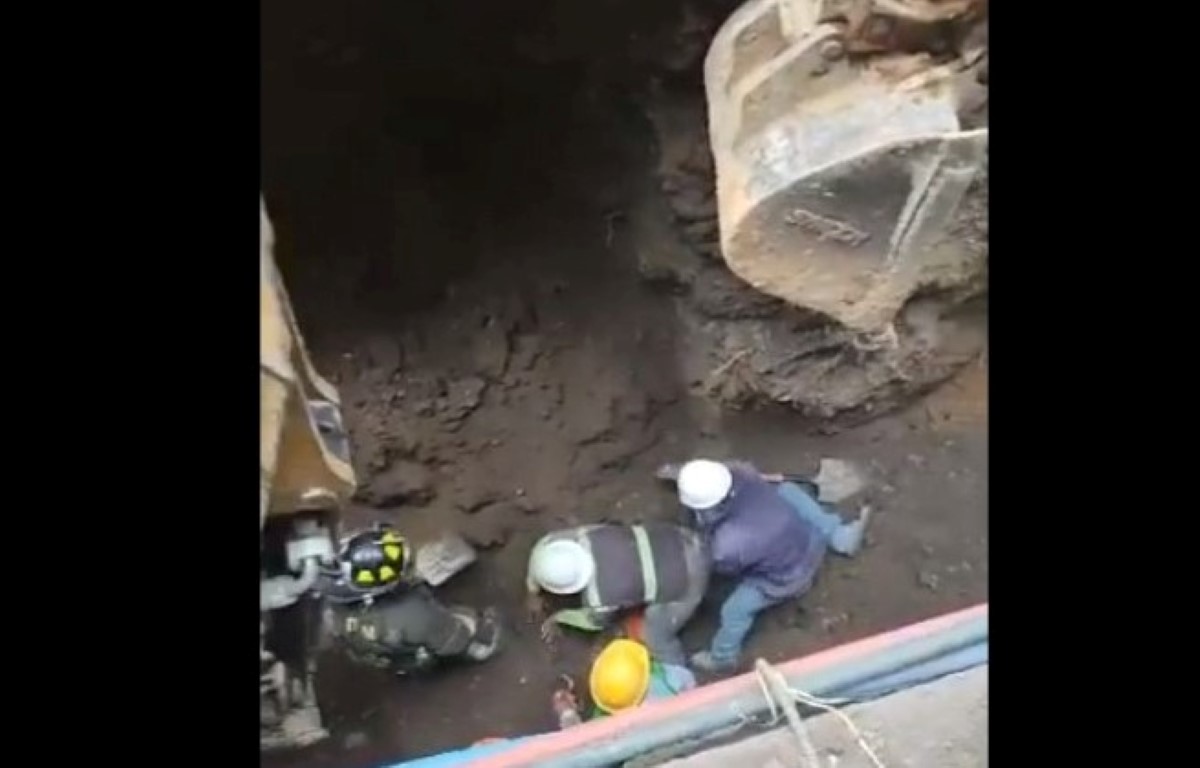 Derrumbe en obras de alcaldía Miguel Hidalgo hoy deja un muerto- Grupo ...