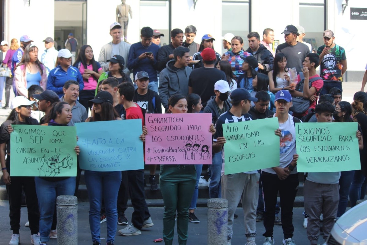 Piden justicia por el joven que murió en un asalto. (Isabel Zamudio)